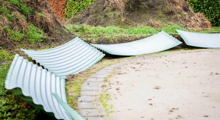 First step in the installation: digging in the basin