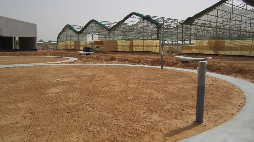 First step in the installation: digging in the basin