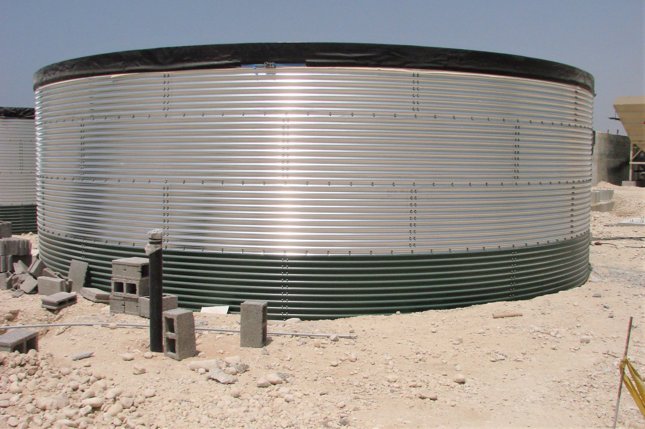 8 facts about the coating of our metal water tanks